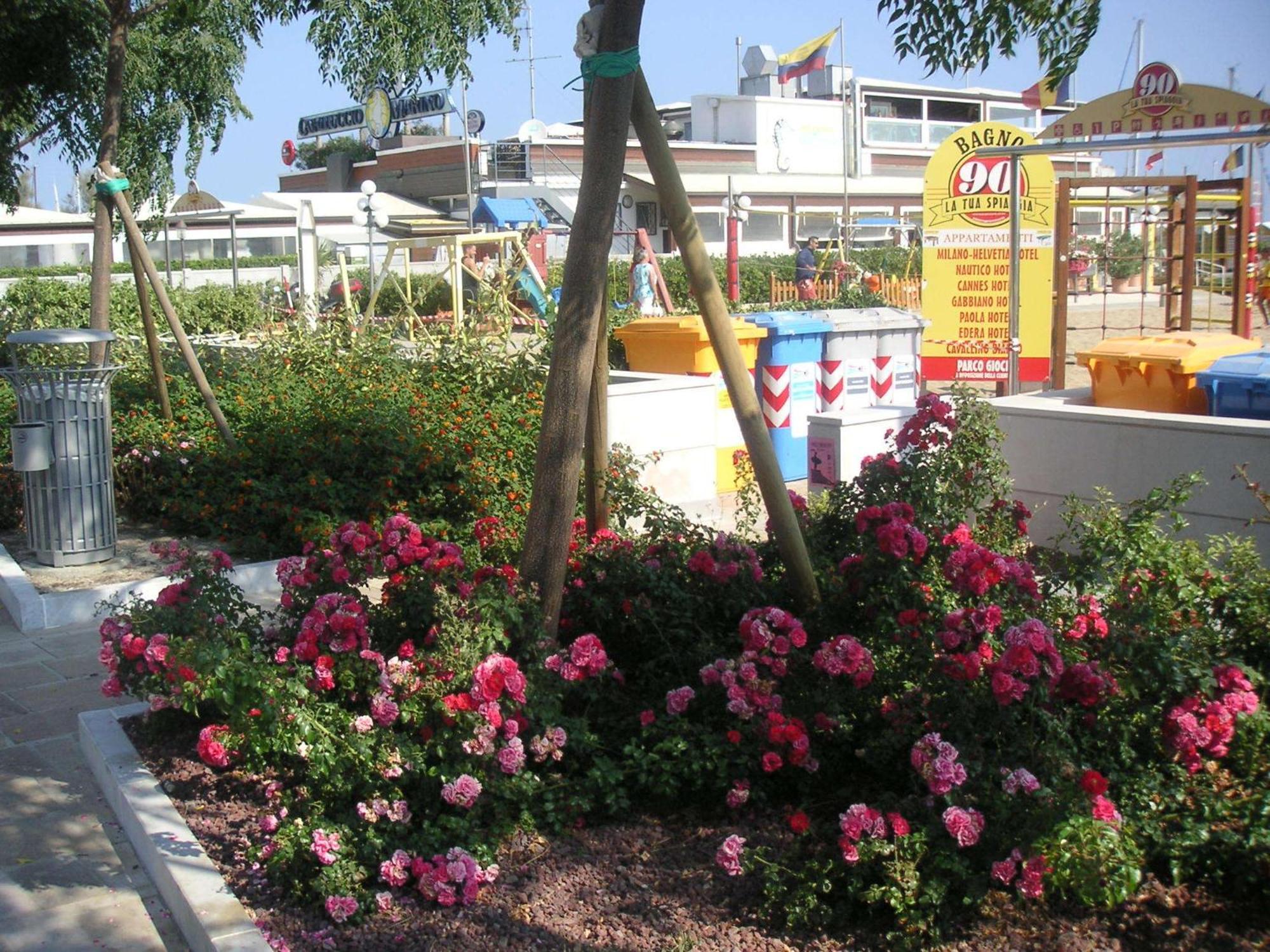 Hotel Canasta Riccione Exteriör bild